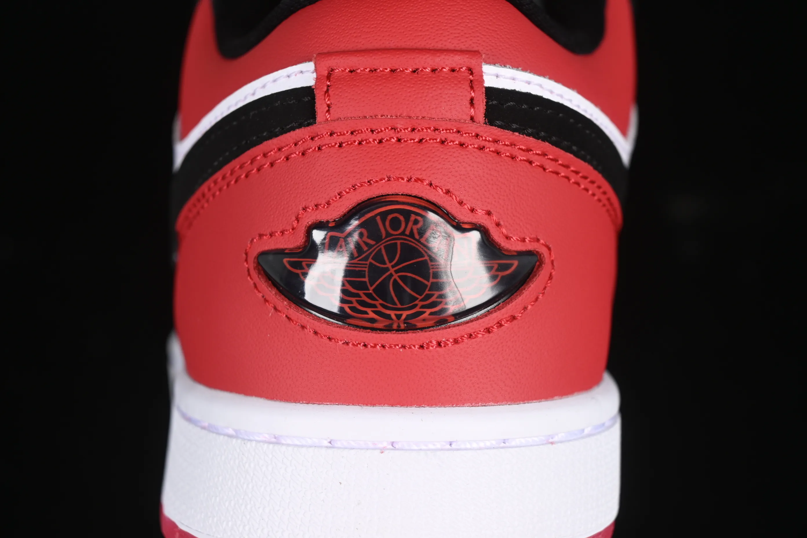 All categories Air Jordan Jordan series basketball shoes Air Jordan 1 Low G version pure original Air Jordan 1 Low "White Black Gym Red" AJ1 Joe 1 black toe 2.0 low-top cultural casual sneakers IB8971-106